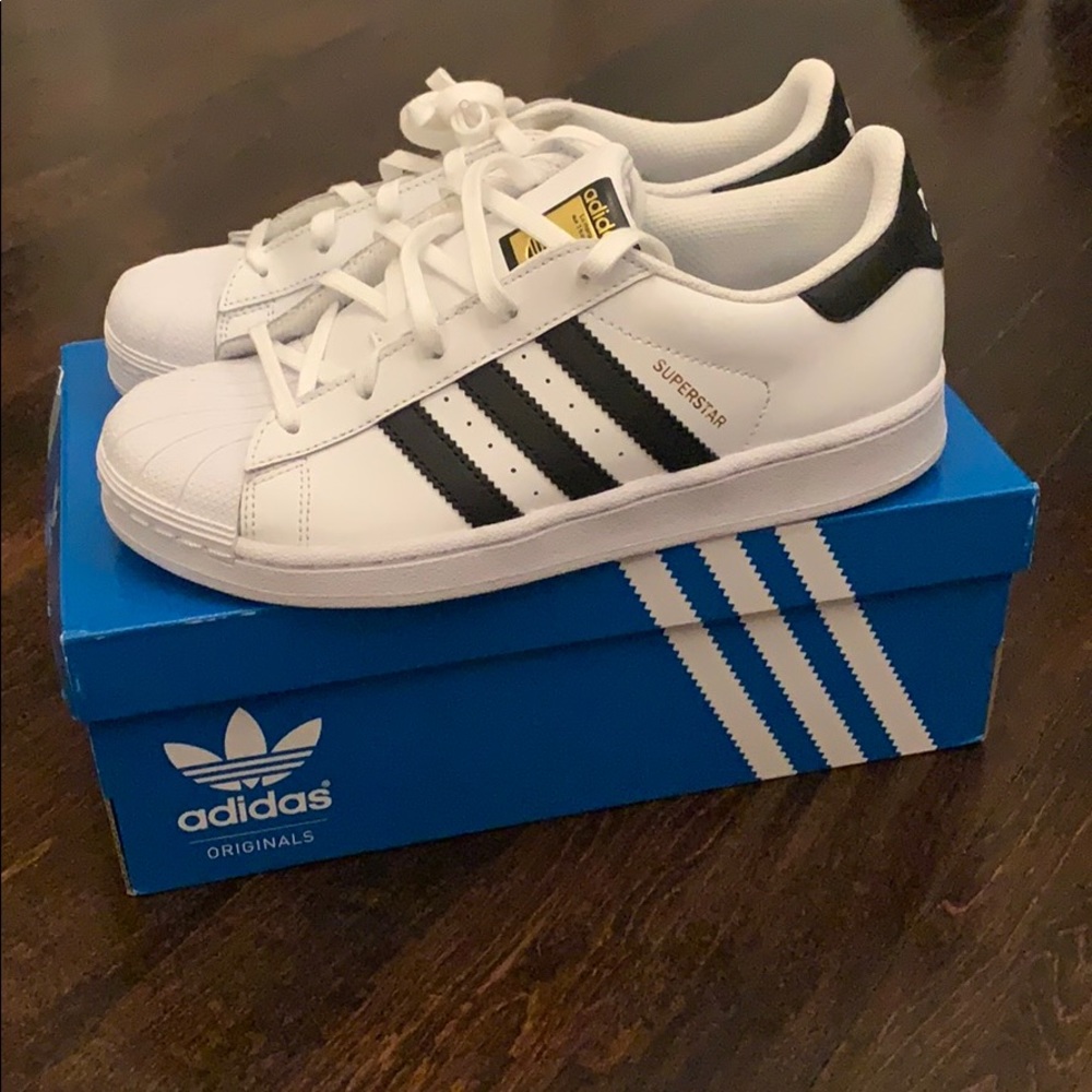 Adidas superstar